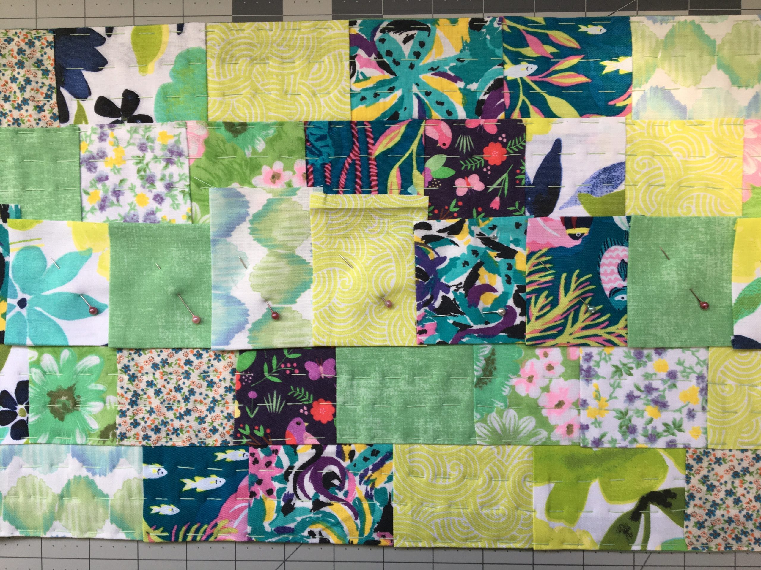 green kawandi runner